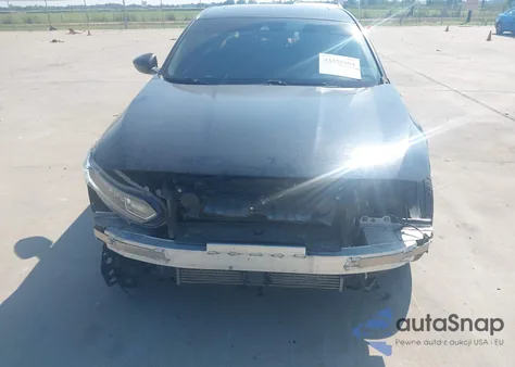 2018 Honda Accord Touring z USA, uszkodzony, nr VIN 1HGCV1F9XJA009506